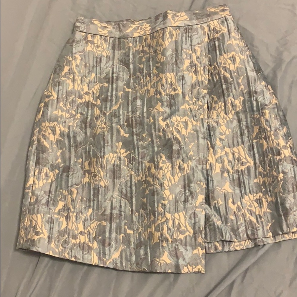 H&M blue satin floral skirt